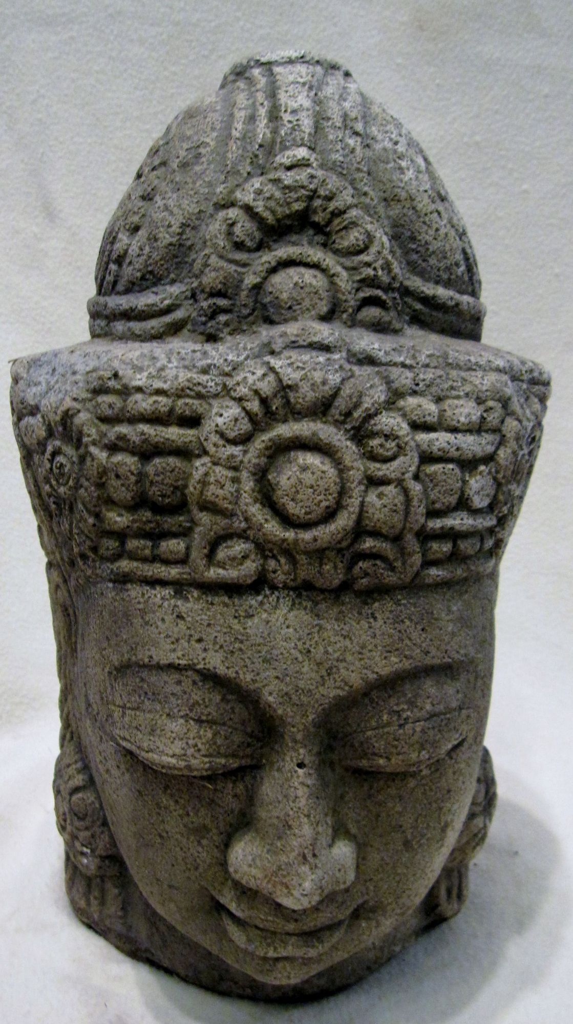 48131-B12 Carved stone head of buddah.JPG